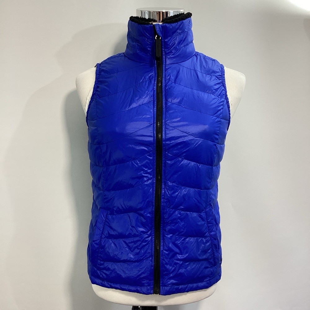 Calvin Klein Blue Puffer Zip Light Sleeveless Wind Resistant Duck Down Vest SzL